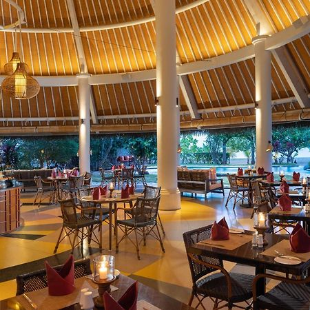 Sudamala Resort, Komodo, Labuan Bajo Exterior photo The restaurant at the hotel