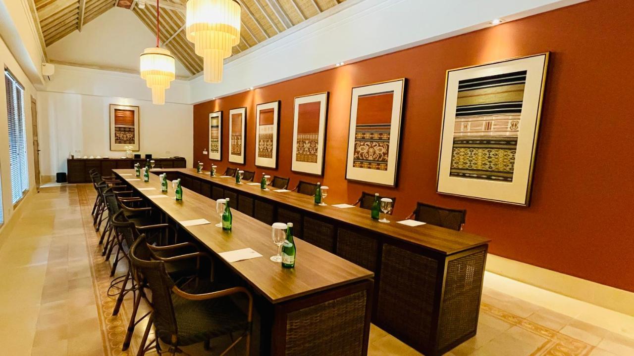 Sudamala Resort, Komodo, Labuan Bajo Exterior photo The Long Room at the National Racing Museum